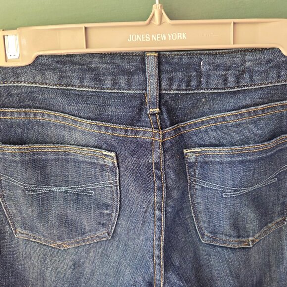 Dark Wash, GAP low-rise bootcut women's jeans, US size 2 - Picture 4 of 8
